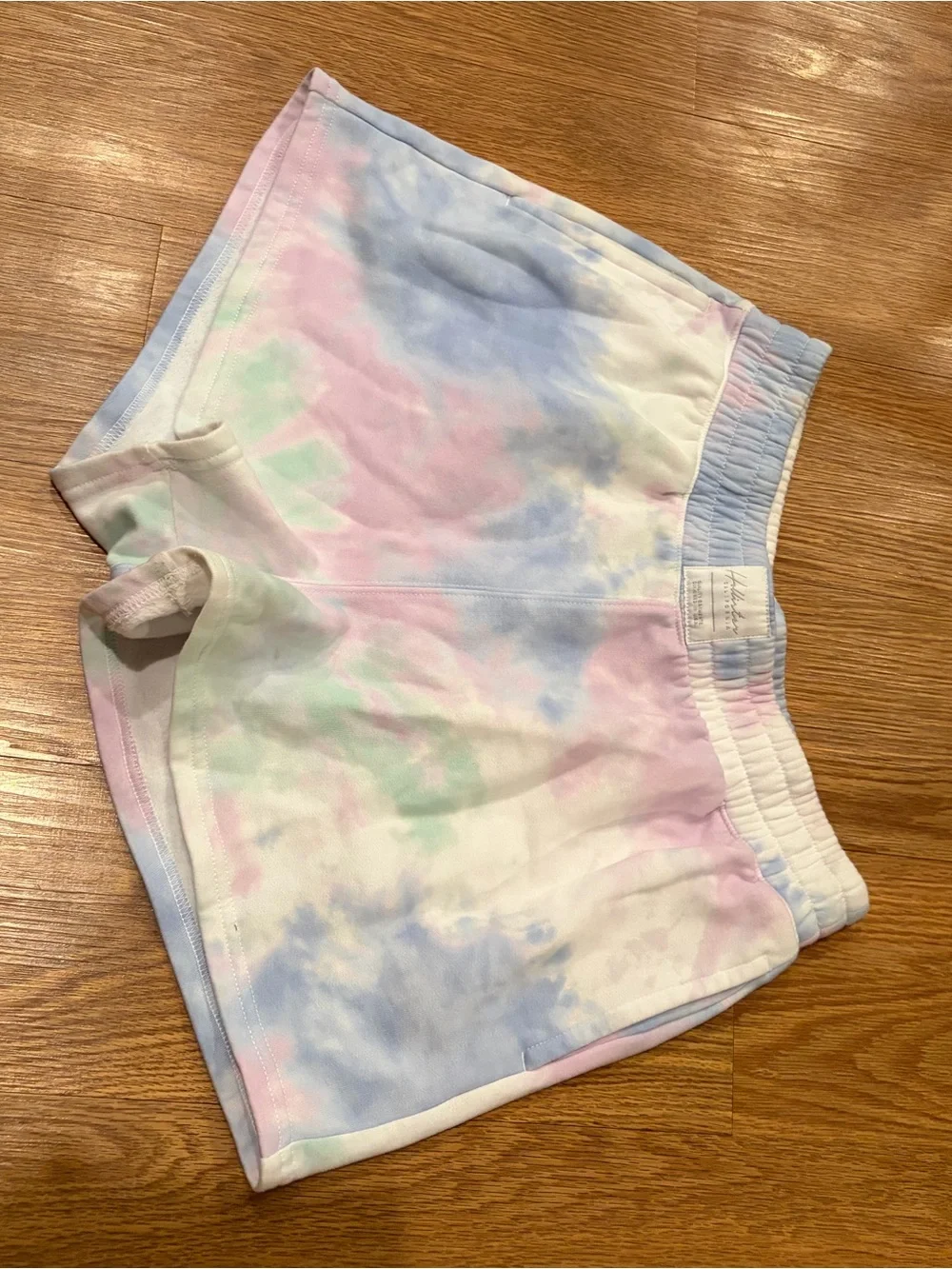 Hollister Matching Set Pastel Tie-Dye Zip Hoodie & Shorts Set
